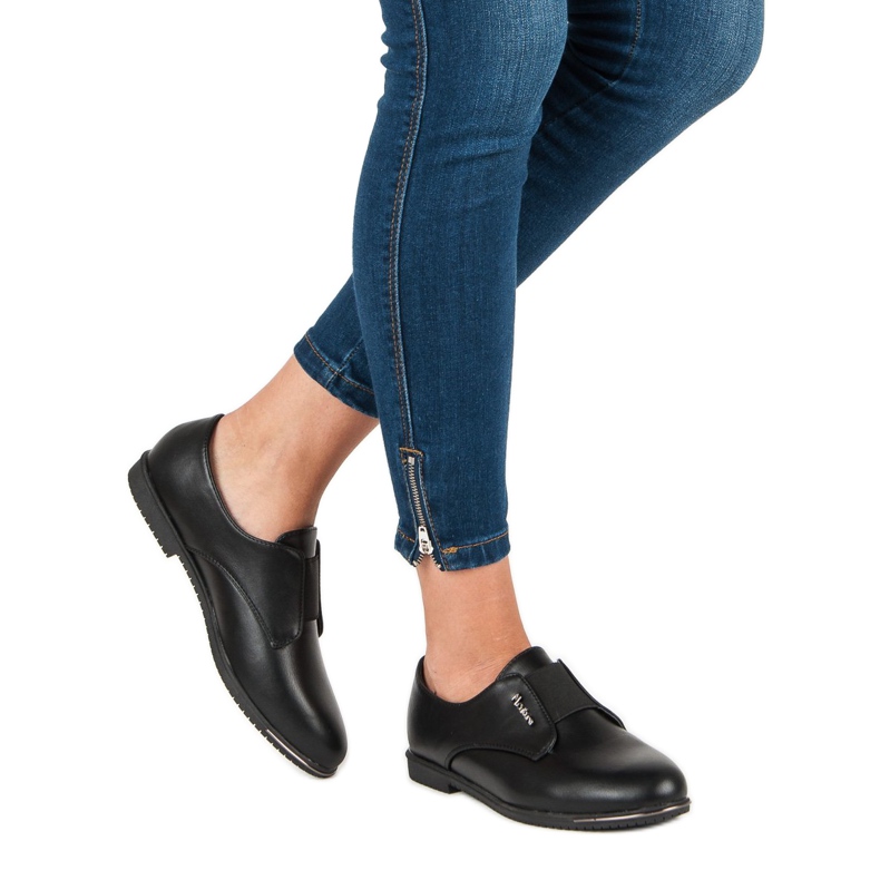 Miss Laura Schwarze Slipper 2