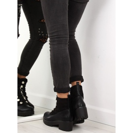 Schwarze JD-19 Stiefel mit dicken Sohlen 1