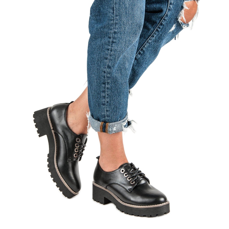 Modische Schnürschuhe schwarz 2