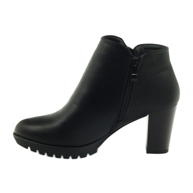 M.Daszyński Stiefel am Pfosten schwarz 1708 2