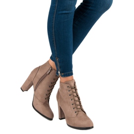 Juliet Gebundene Stiefel am Pfosten braun 2