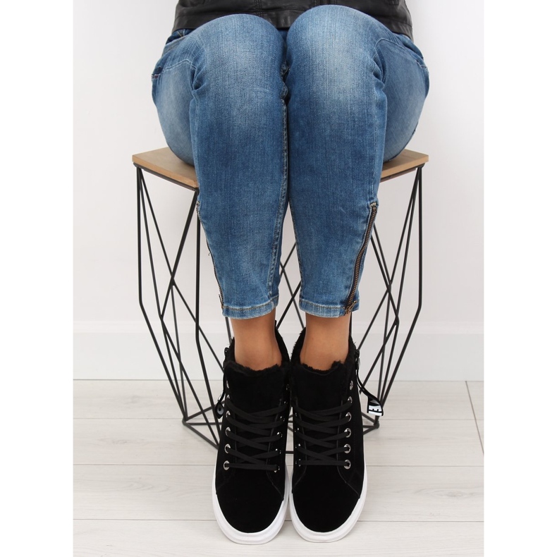 Schwarze isolierte Sneaker 2018-67 schwarz 2