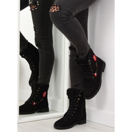 Schwarz AB-9 Schwarze Arbeiterinnen mit Stickerei 1