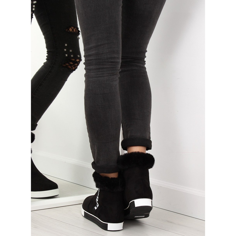 Schwarze knöchelhohe Sneakers NB252P 1