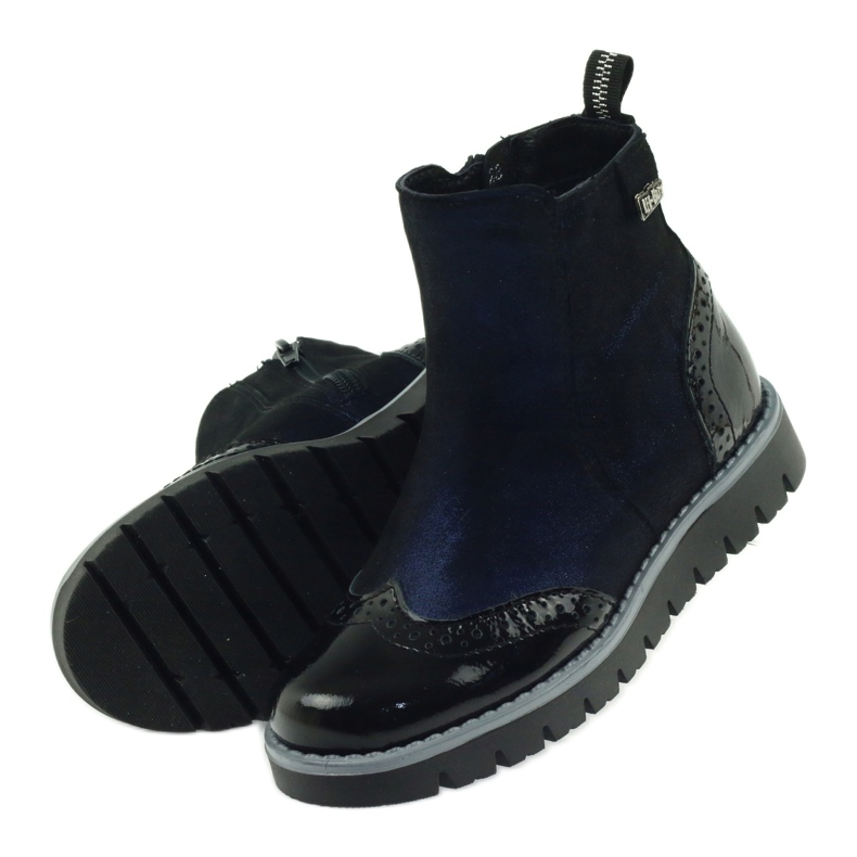 Schwarze Stiefel Ren But 3313 isoliert navy blau 4