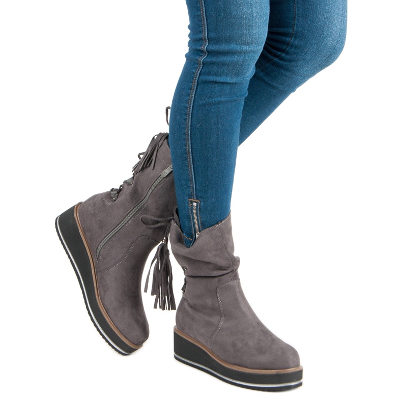 Forever Folie Ankle Boots aus Wildleder mit Keilabsatz grau 1