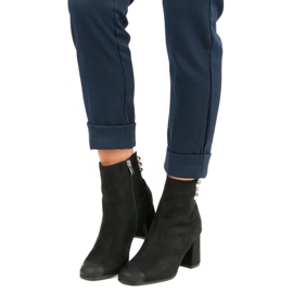 Stylische Stiefel am VINCEZA-Pfosten schwarz 1