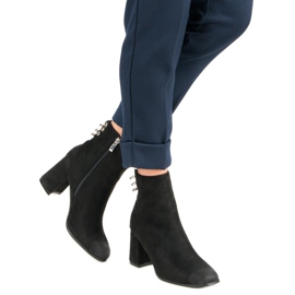 Stylische Stiefel am VINCEZA-Pfosten schwarz 2