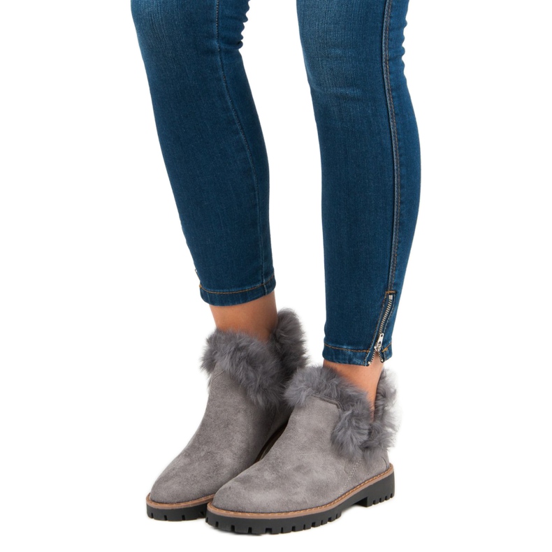 Forever Folie Ankle Boots aus Wildleder zum Hineinschlüpfen grau 1