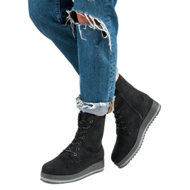 Warme, gebundene Stiefel schwarz 2