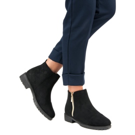 Schwarze Freizeitstiefel 2