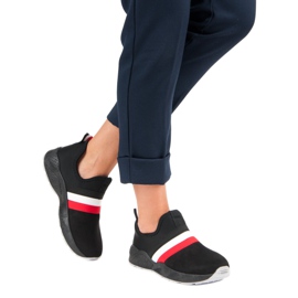 Schwarze Sneaker zum Hineinschlüpfen 2