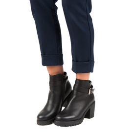 Kayla Jeden Tag schwarze Stiefel 1