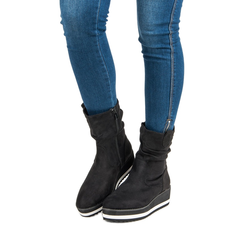 Primavera Schwarze Keilstiefel 1