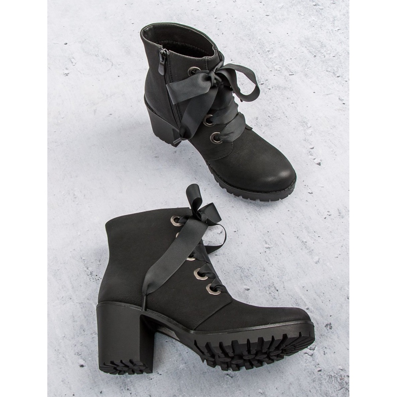 Modische schwarze Vinceza-Stiefel 1