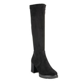 Schwarze Wildlederstiefel 2