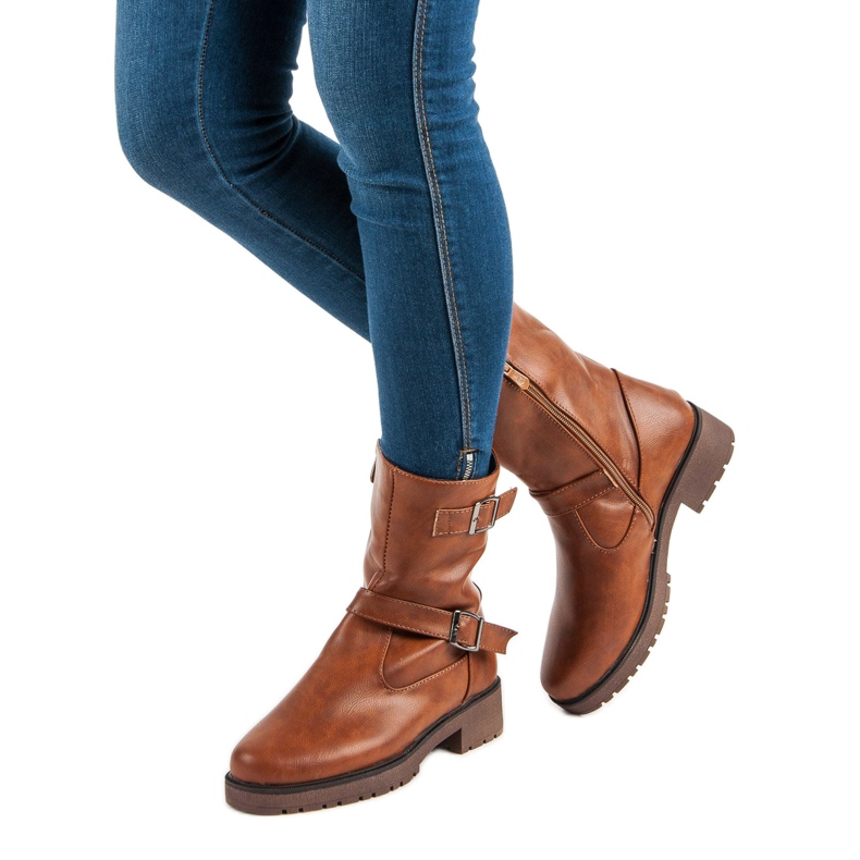 Arbeitskräfte braun 1