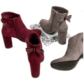 Ideal Shoes Stylische rote Stiefeletten 1