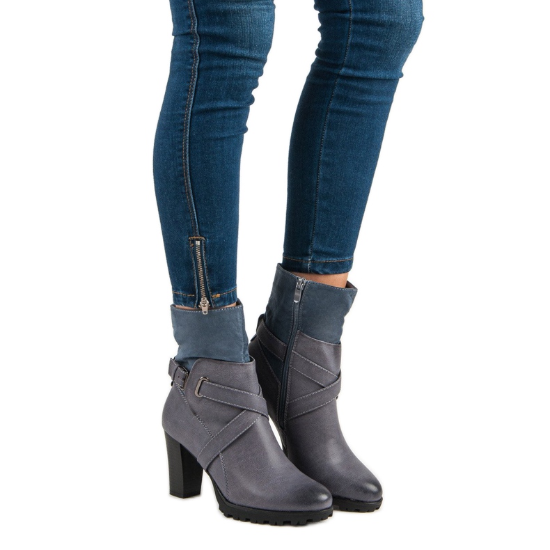 Sixth Sense Modische Stiefel auf der Post grau 2