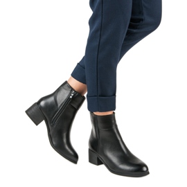 Small Swan Klassische Stiefel mit hohen Absätzen schwarz 1