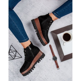 Kylie Keilstiefel aus Wildleder schwarz 1