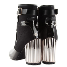 Stiefel mit schwarzem Metallic-Absatz AE69P 1