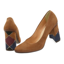 Espinto formelle Pumpen rote Pumpen auf einem dekorativen Pfosten braun 5