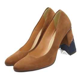 Espinto formelle Pumpen rote Pumpen auf einem dekorativen Pfosten braun 4