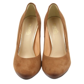 Espinto formelle Pumpen rote Pumpen auf einem dekorativen Pfosten braun 3