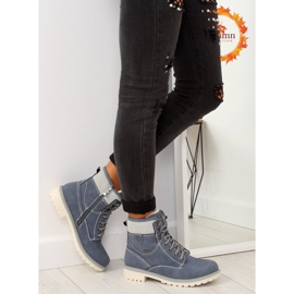 Isolierte blaue Holzstämme GD-TL01 blau 1