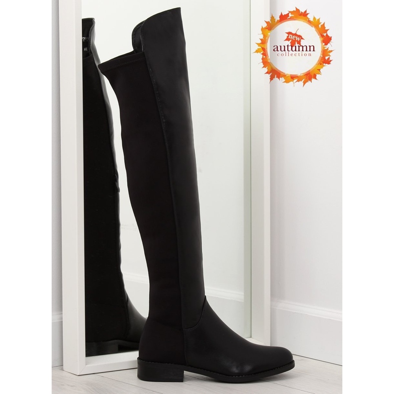 Schwarze Overknee-Stiefel mit flexiblem Obermaterial 1