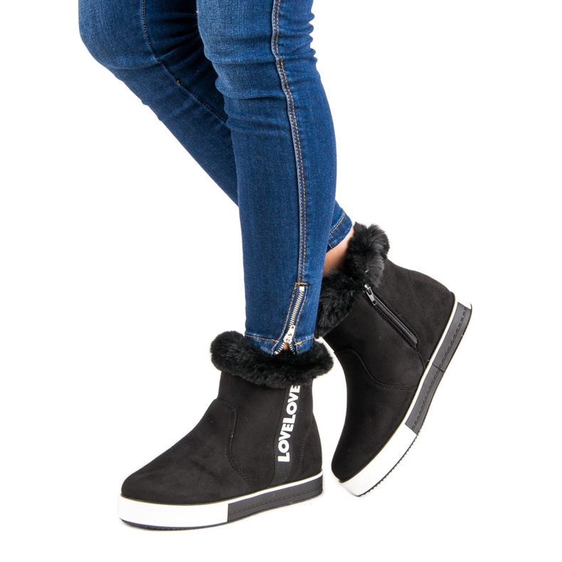 Sportschuhe schwarz 1