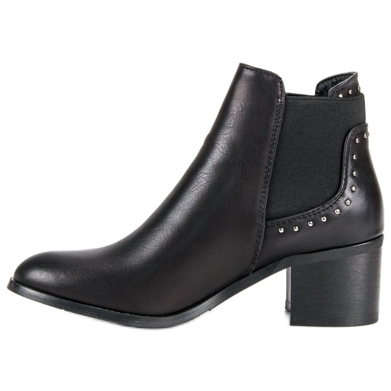 Stiefel auf einem Pfosten schwarz 1