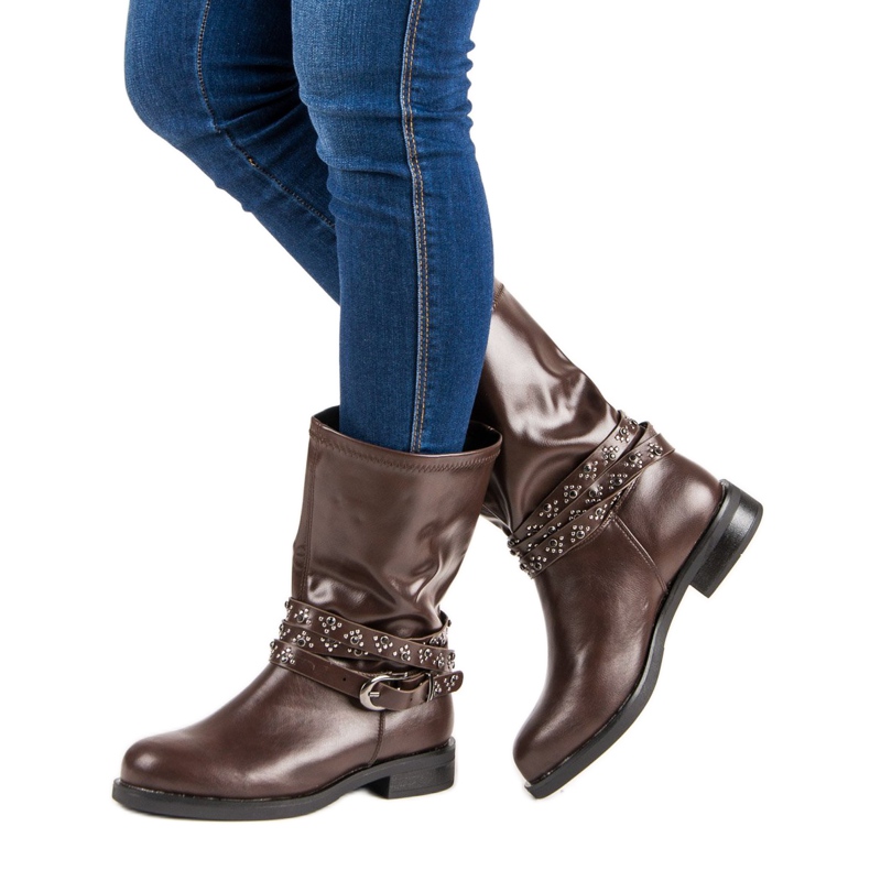 Small Swan Braune Arbeiter 2