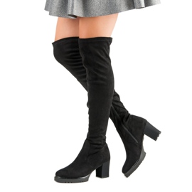 Plateaustiefel aus Wildleder schwarz 2