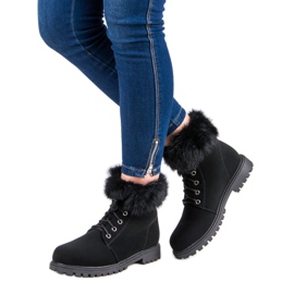 Nio Nio Schwarze Trapper mit Fell 2