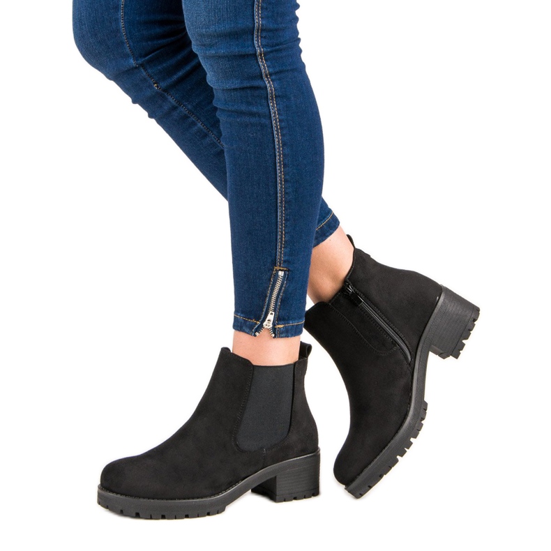 Ideal Shoes Schwarze Chelsea-Stiefel auf flachen Absätzen 2