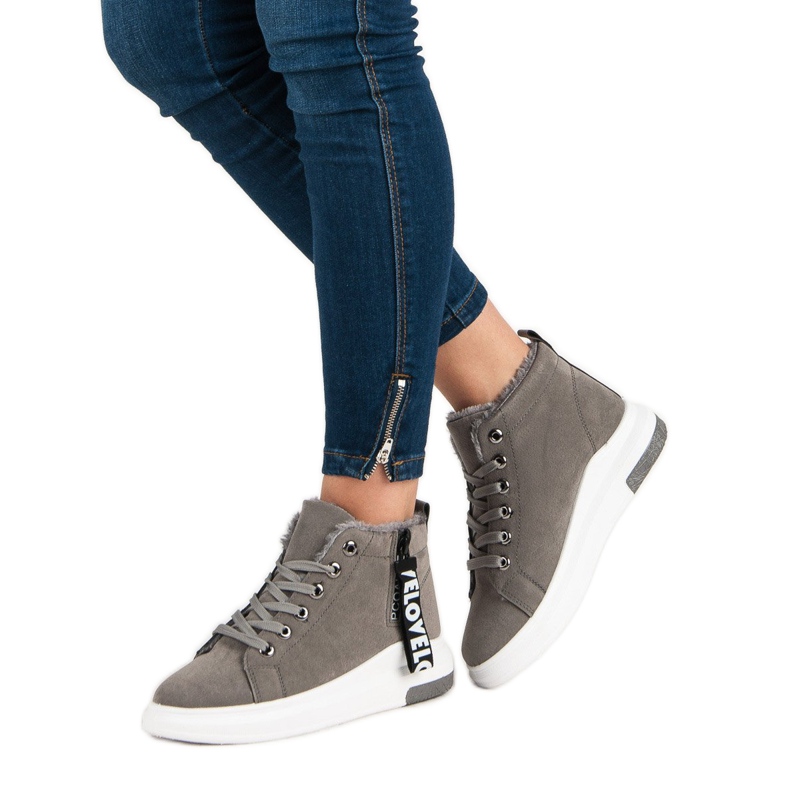 Warme graue Sneakers 2