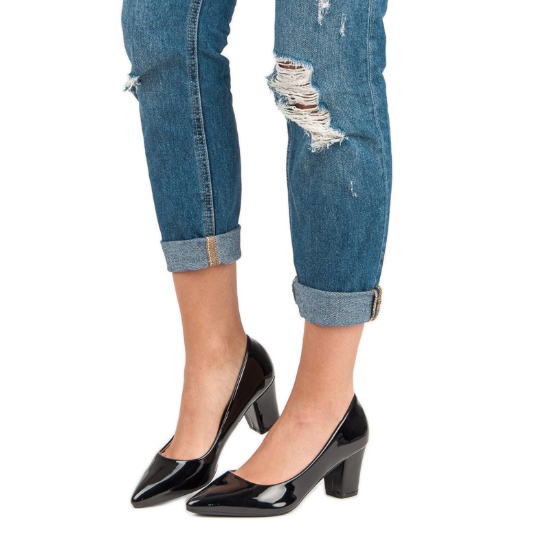 Klassische Lackpumps schwarz 1