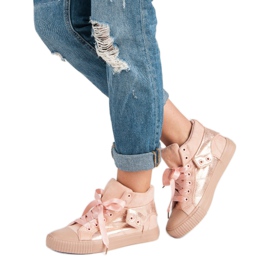 Hohe rosa Turnschuhe 2