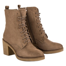 Super Mode Gebundene Stiefel am Pfosten braun 1