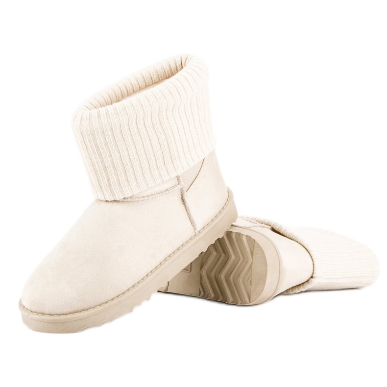 Schneestiefel aus Wildleder braun 2