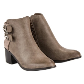 Super Mode Stylische braune Stiefel 1