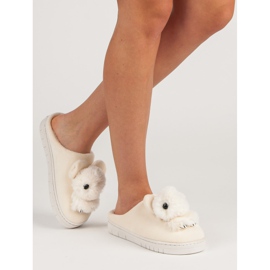 Bequeme Hausschuhe braun 2