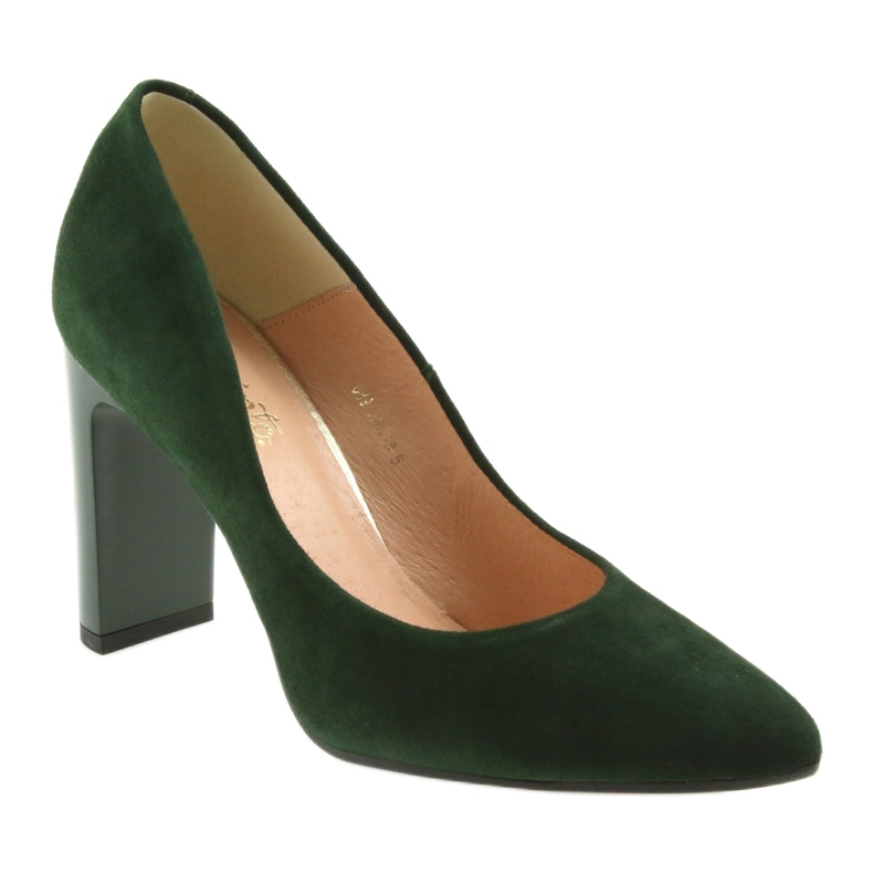 Grüne Pumps am Espinto 689 Pfosten 1