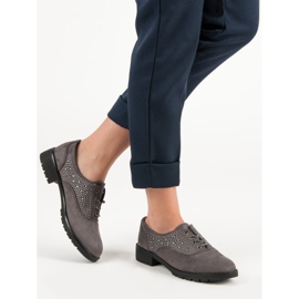 Graue Wildlederschuhe 2