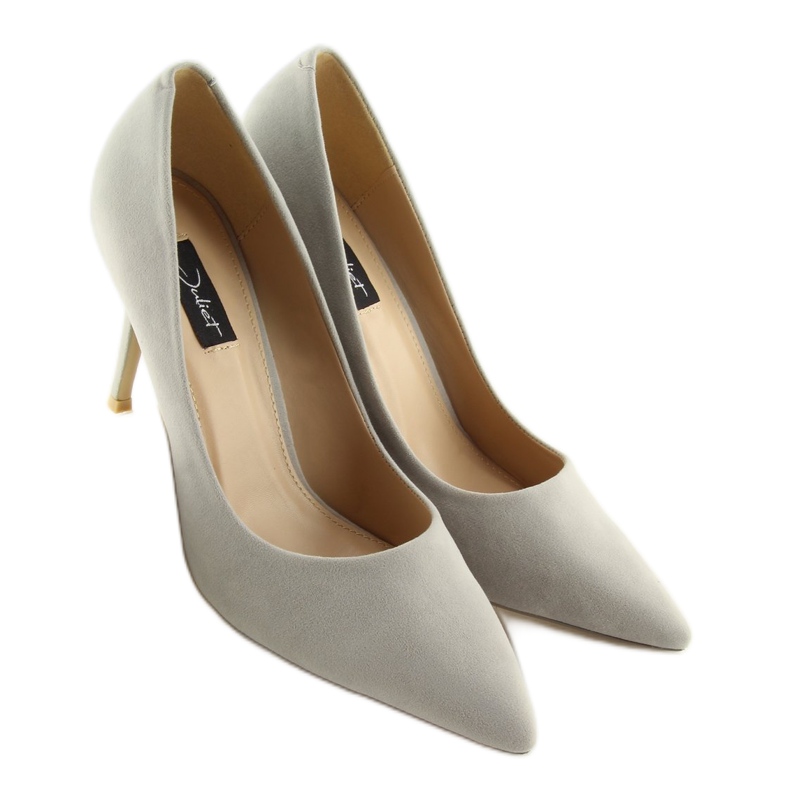 Pumps auf einem grauen 66-26 Grey Heel 1