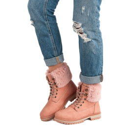 SDS Rosa Trapper mit Fell 1