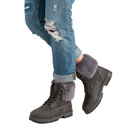 SDS Graue Trapper mit Fell 2