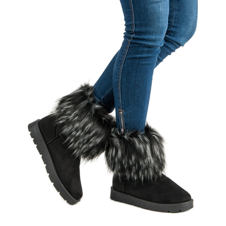 Schwarzer Mukluki mit Pelz 1